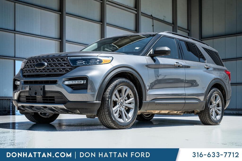 2021 FORD Explorer