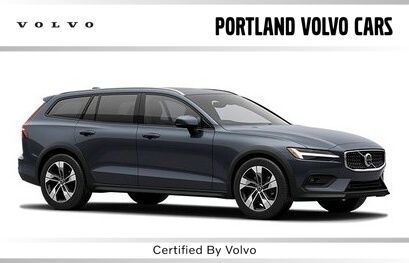 2025 VOLVO V60CC