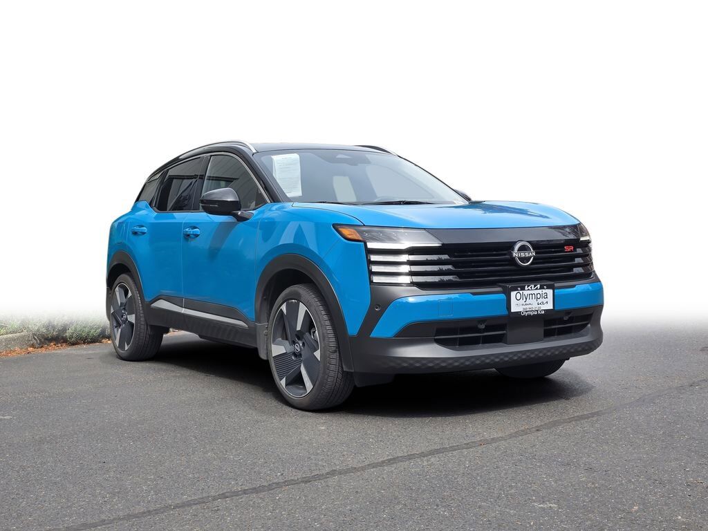 2025 NISSAN Kicks