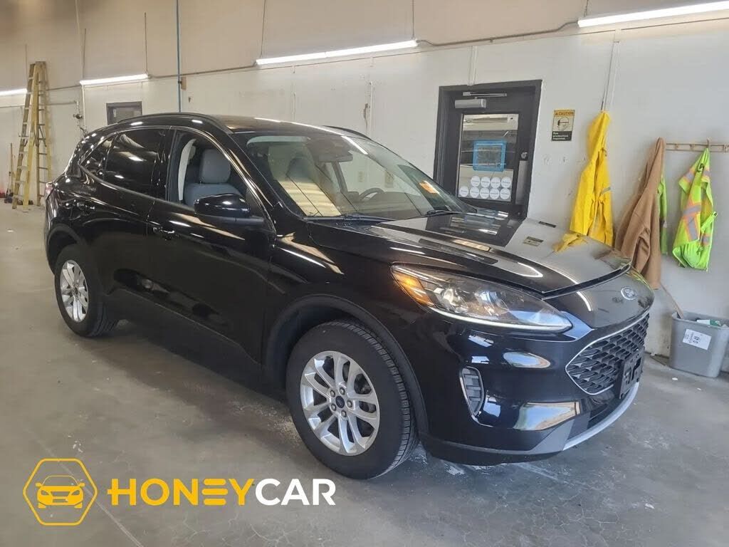 2020 FORD Escape