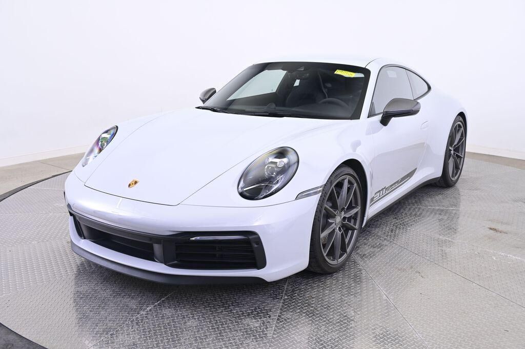 2024 PORSCHE 911