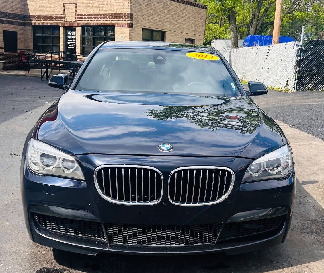 2013 BMW 750i / ALPINA B7