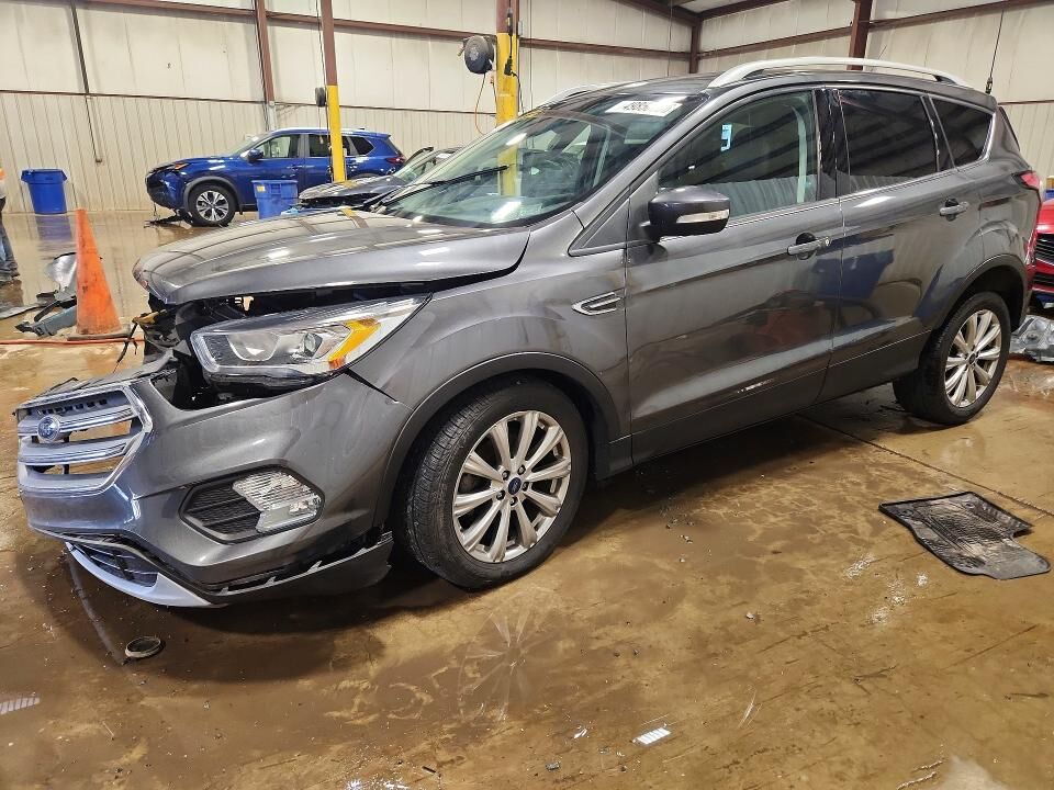 2017 FORD Escape