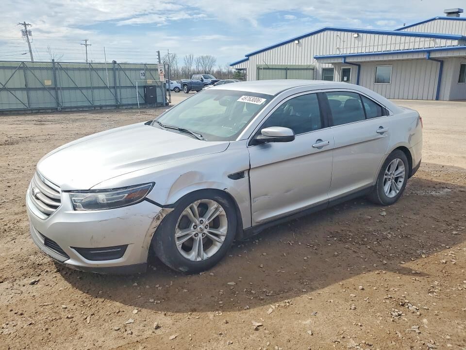 2015 FORD Taurus