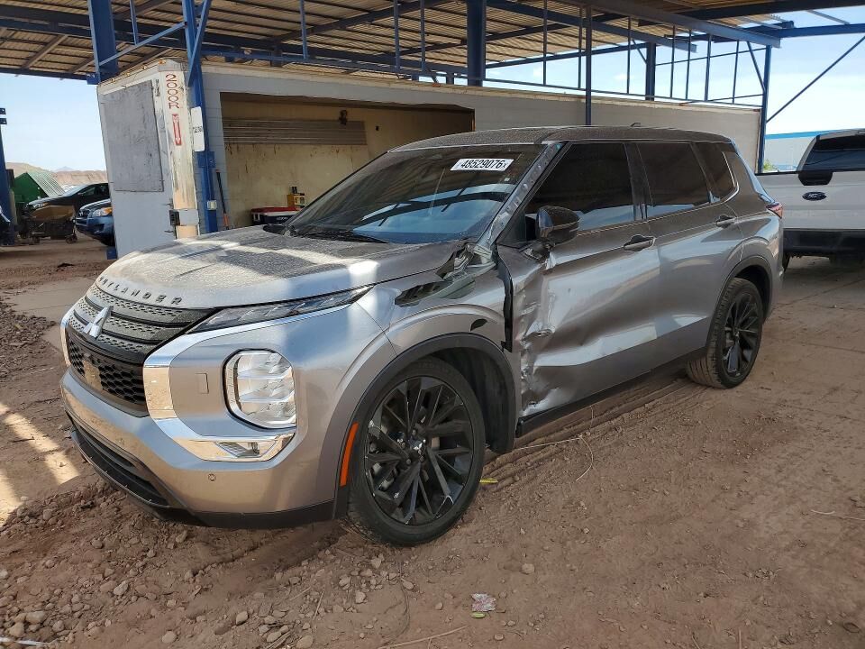 2022 MITSUBISHI Outlander