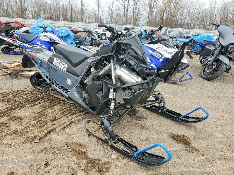 2021 POLARIS Matryx