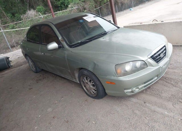 2004 HYUNDAI Elantra