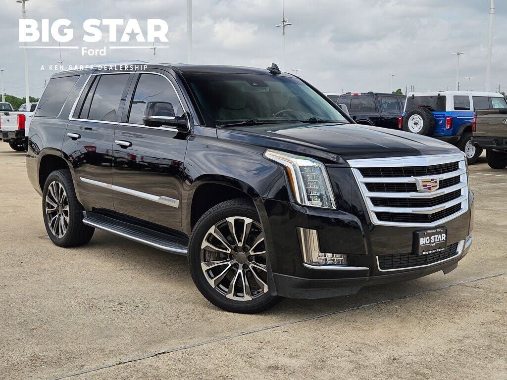 2016 CADILLAC Escalade