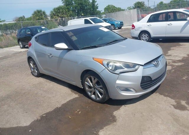 2016 HYUNDAI Veloster