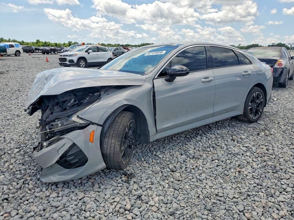 2021 KIA K5