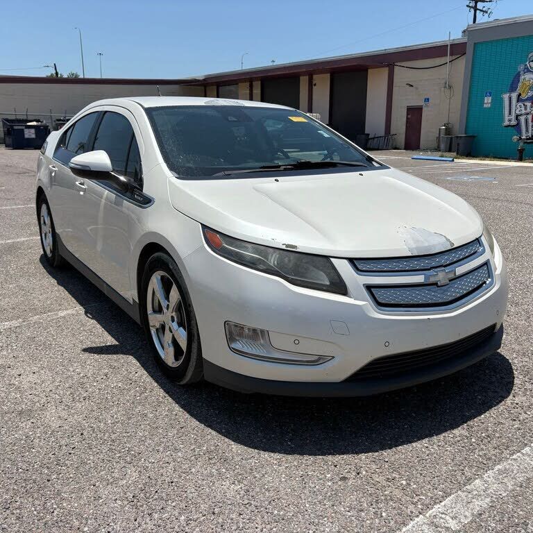 2013 CHEVROLET Volt