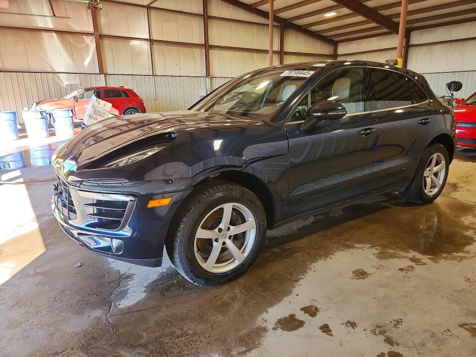 2017 PORSCHE Macan