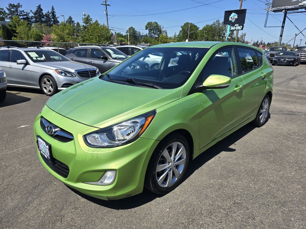 2013 HYUNDAI Accent