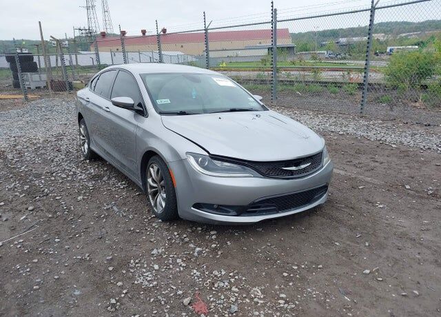 2015 CHRYSLER 200