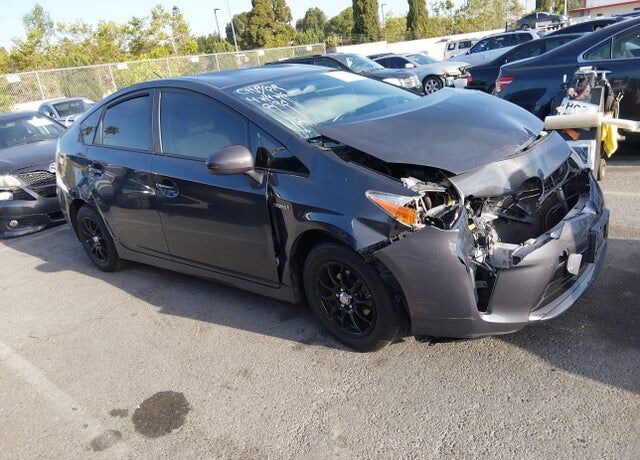 2013 TOYOTA PRIUS