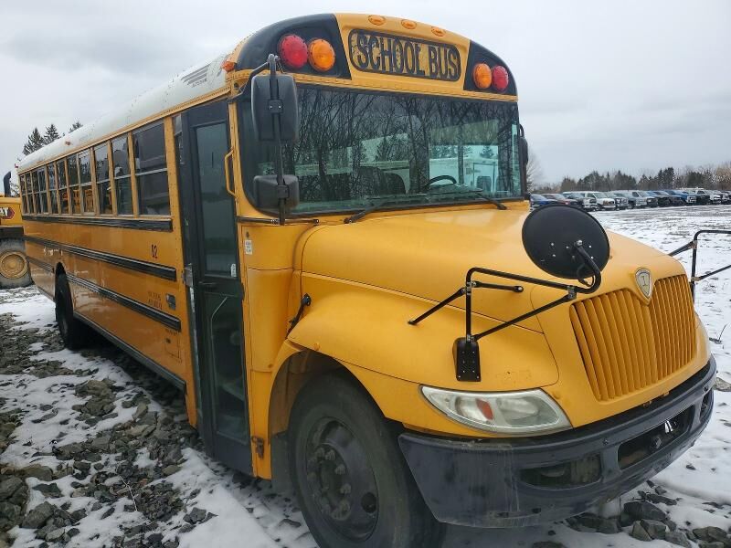2014 IC BUS PB105