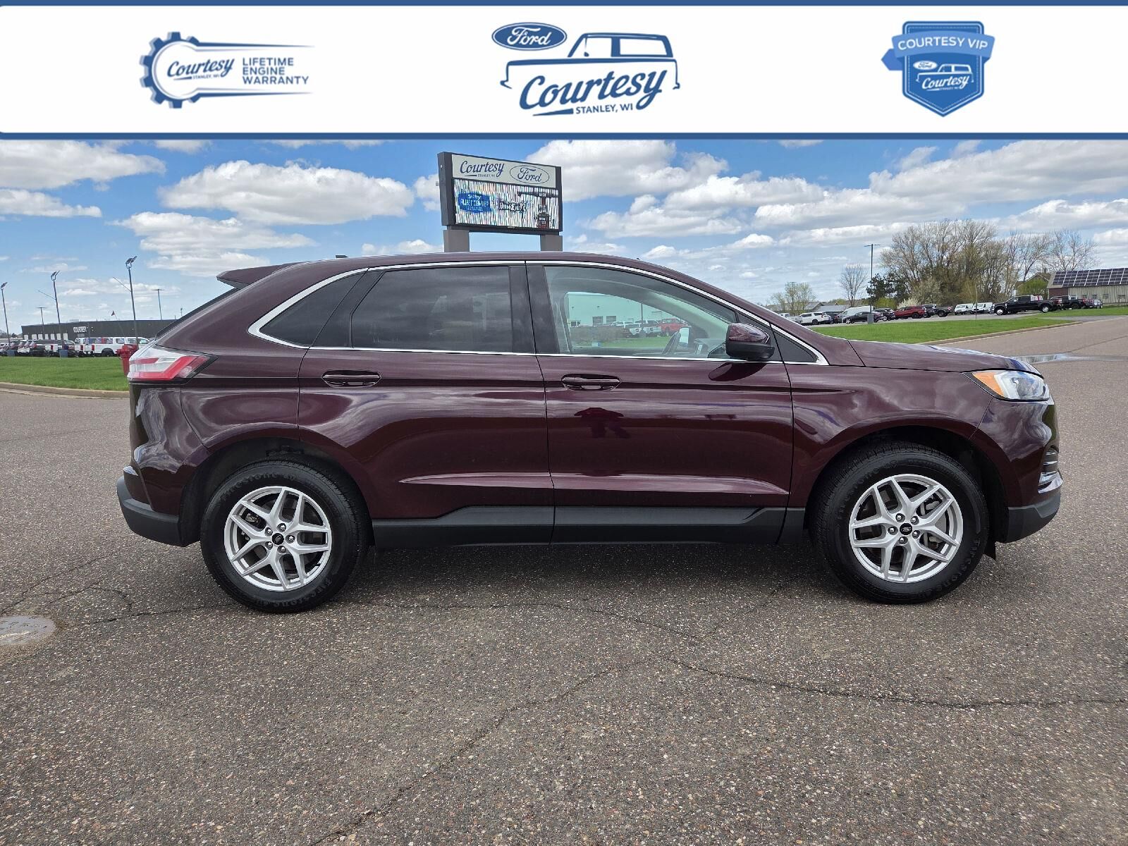 2023 FORD Edge