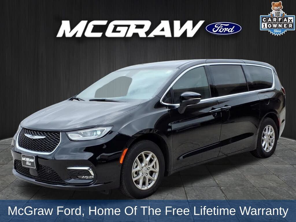 2025 CHRYSLER Pacifica