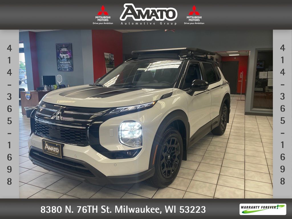 2025 MITSUBISHI Outlander