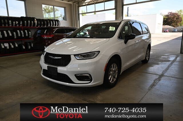 2025 CHRYSLER Pacifica