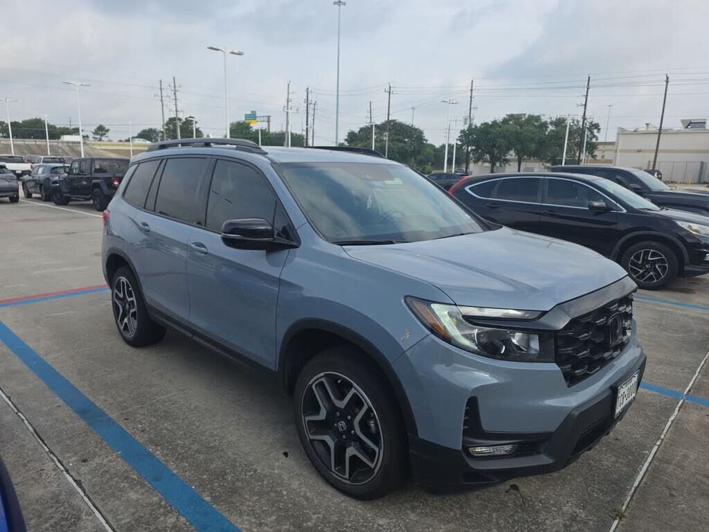 2023 HONDA Passport