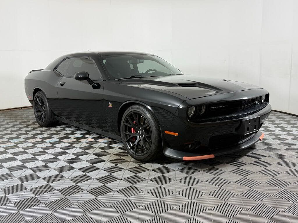 2018 DODGE Challenger