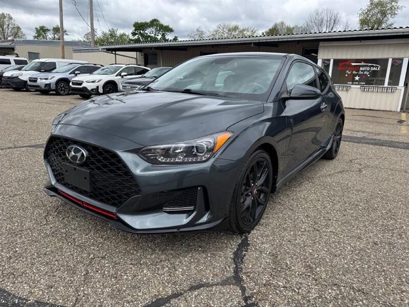 2019 HYUNDAI Veloster