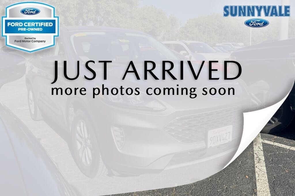 2022 FORD Escape