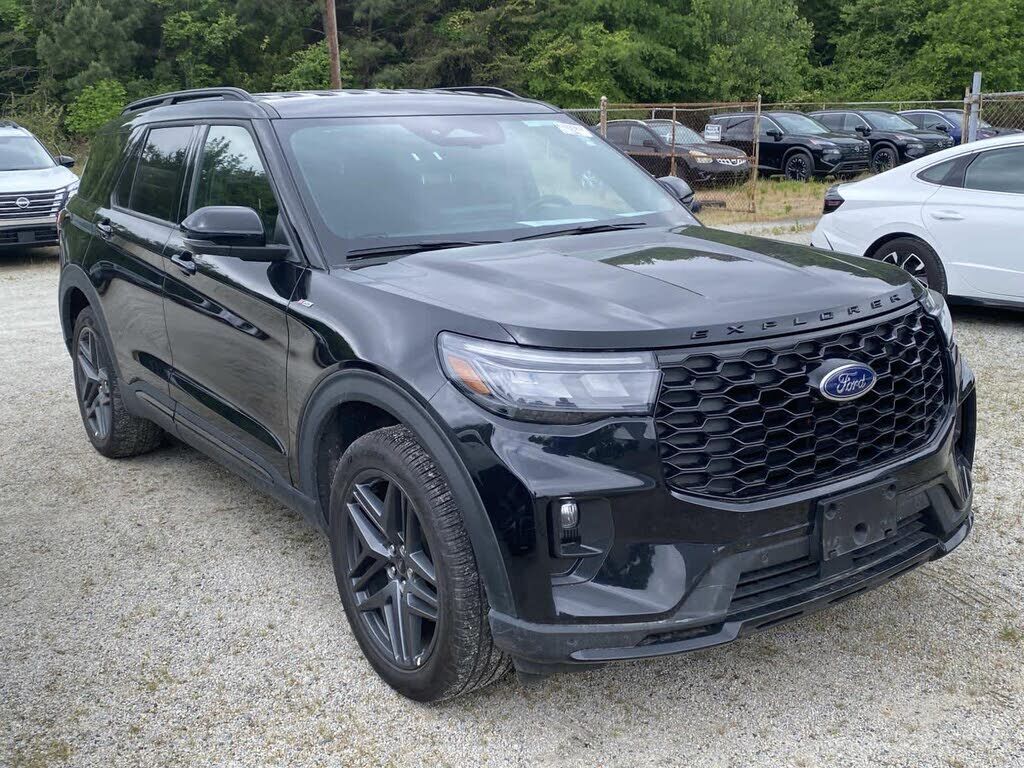 2025 FORD Explorer