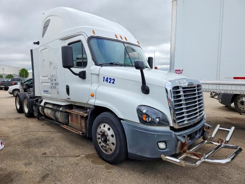 2017 FREIGHTLINER Cascadia