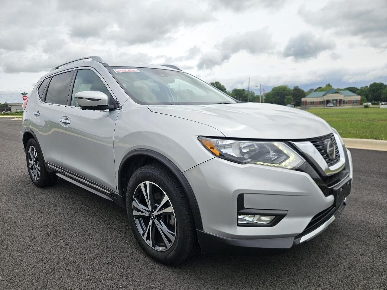 2018 NISSAN Rogue