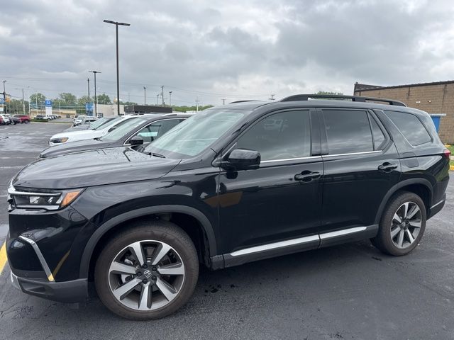 2025 HONDA Pilot