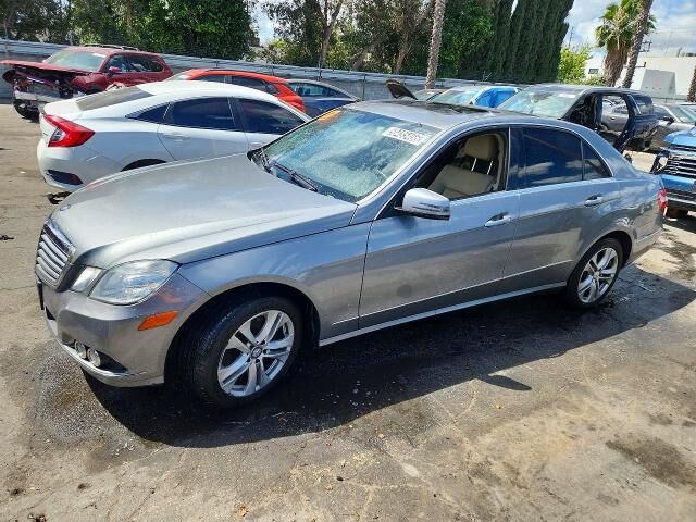 2011 MERCEDES-BENZ E-Class