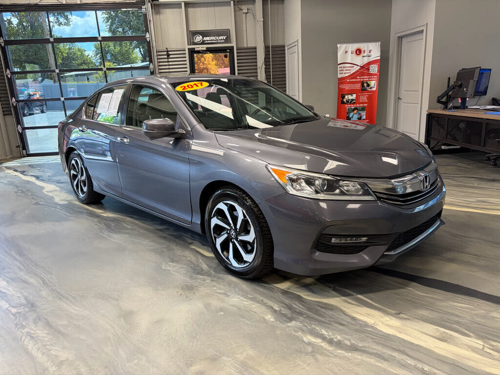 2017 HONDA Accord