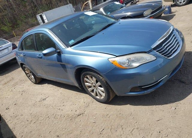 2011 CHRYSLER 200