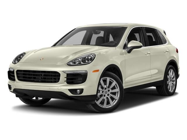2017 PORSCHE Cayenne