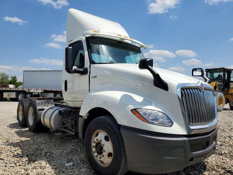 2019 INTERNATIONAL LT625
