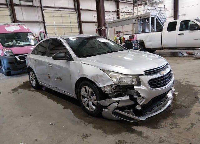 2015 CHEVROLET Cruze