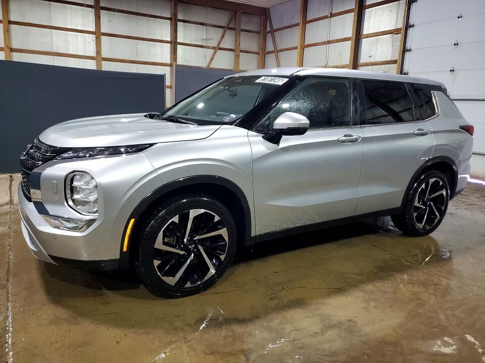 2024 MITSUBISHI Outlander