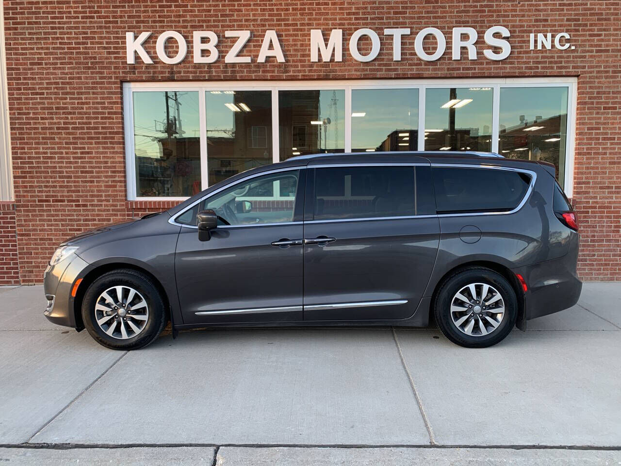 2020 CHRYSLER Pacifica