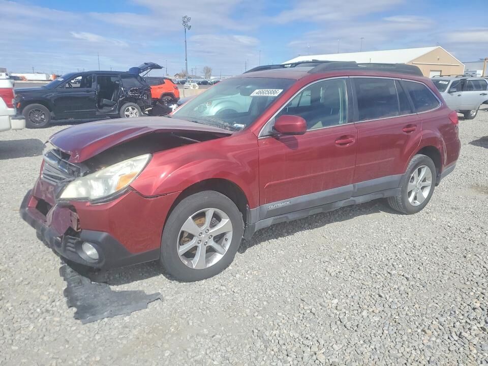 2013 SUBARU Outback