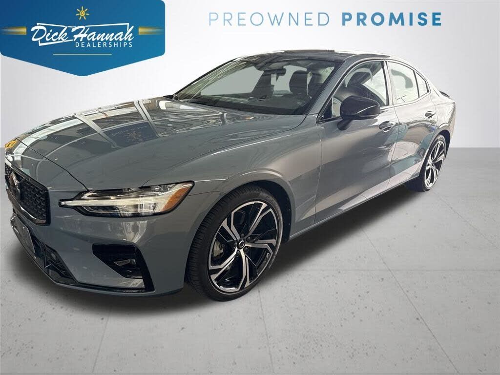 2024 VOLVO S60