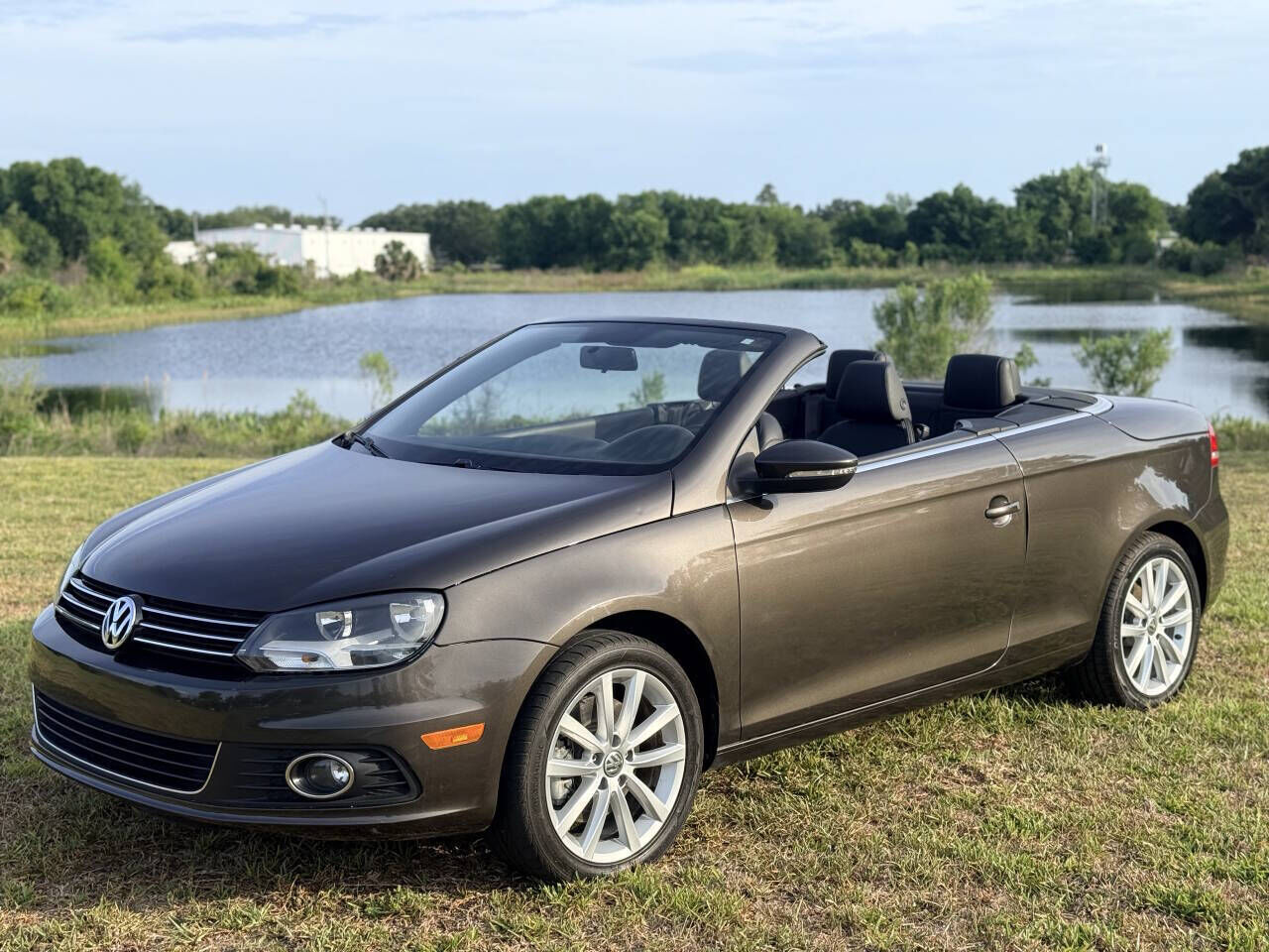 2013 VOLKSWAGEN Eos