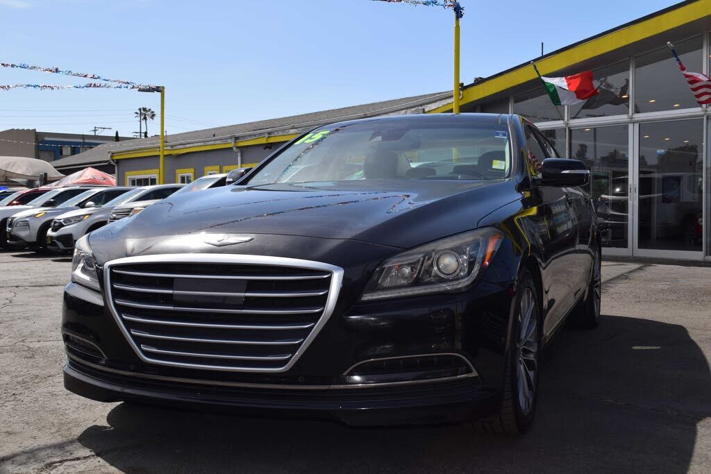 2015 HYUNDAI Genesis