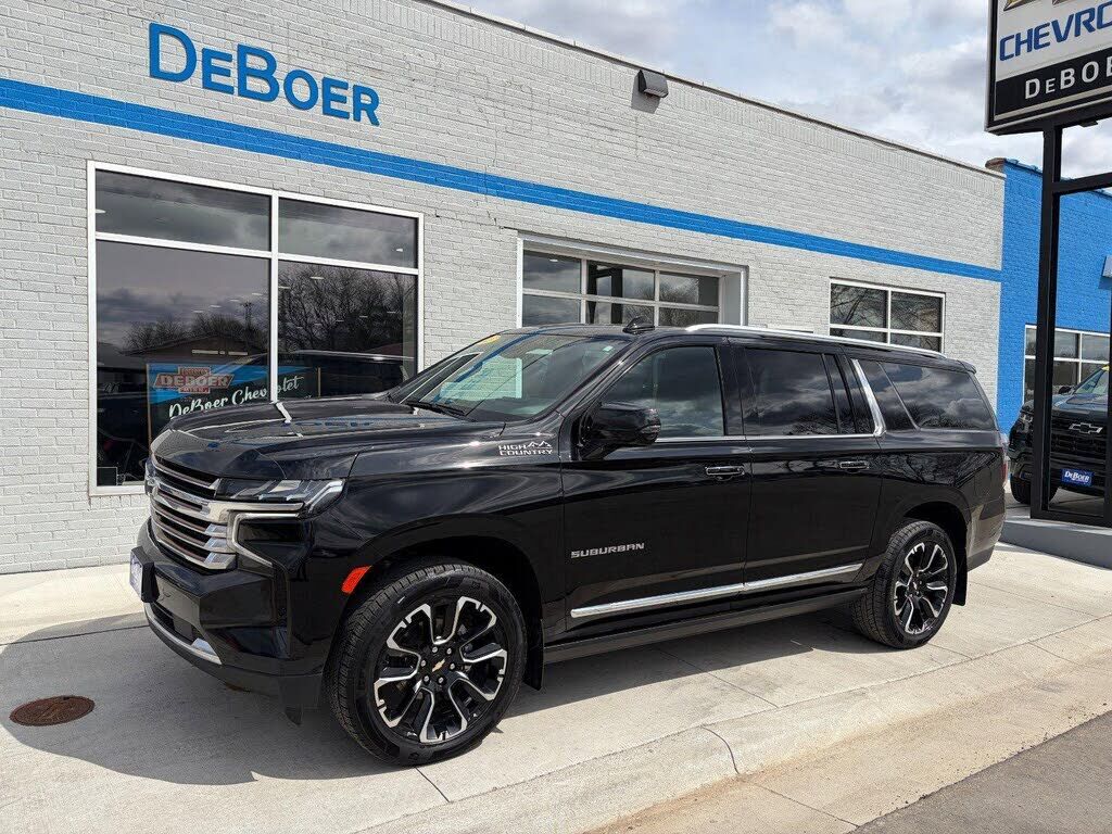 2023 CHEVROLET Suburban