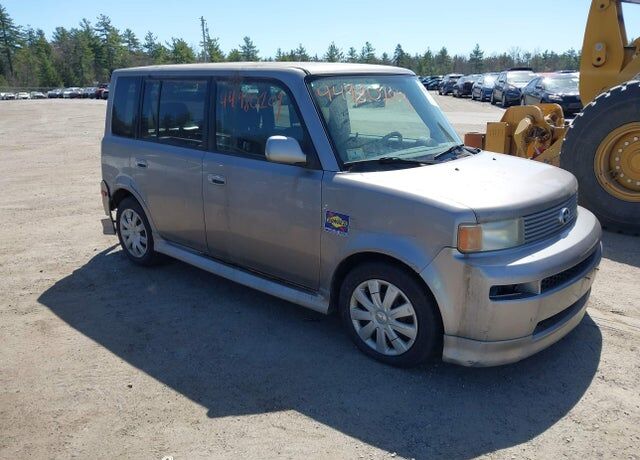 2005 TOYOTA SCION