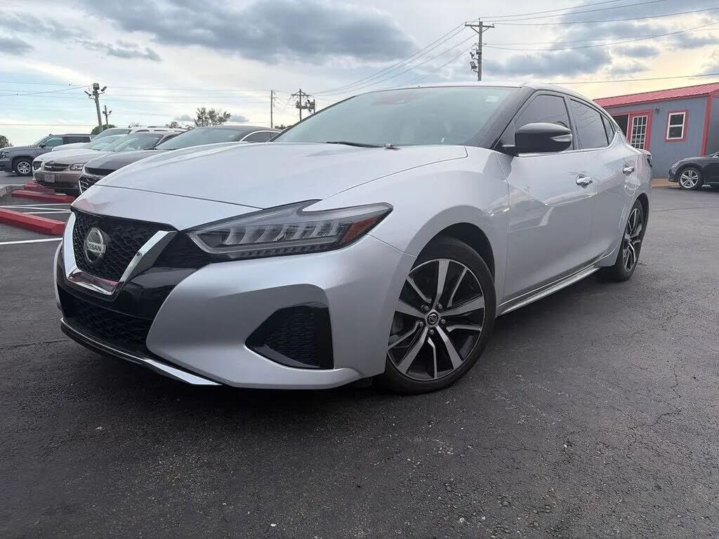 2022 NISSAN Maxima