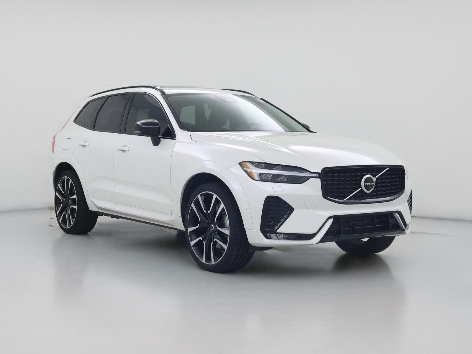 2025 VOLVO XC60