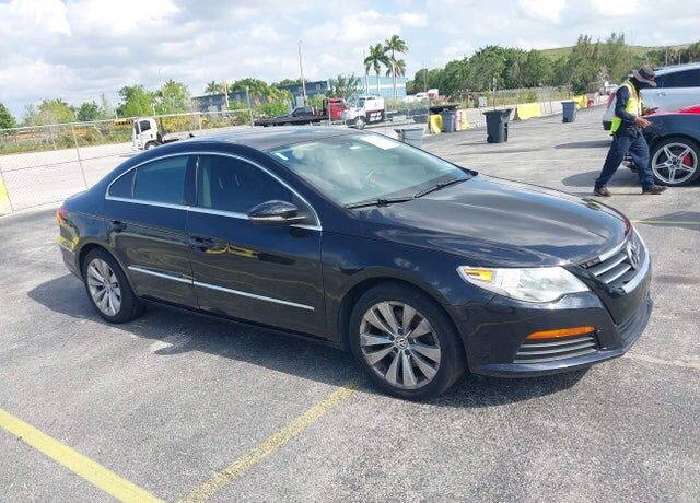 2011 VOLKSWAGEN Passat