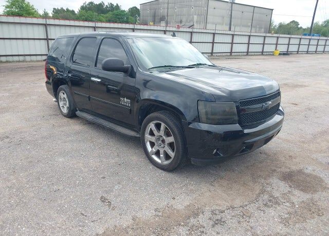 2013 CHEVROLET Tahoe